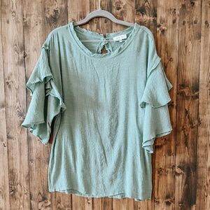 Grace & Lace Flutter Sleeve Top